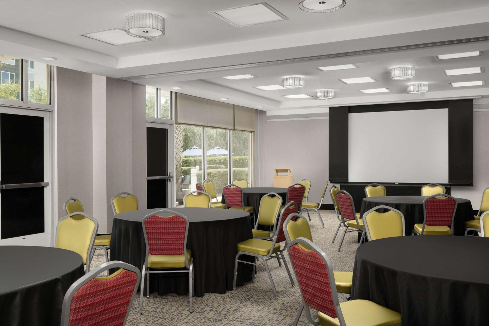 Hampton Inn&suites Orlando North
