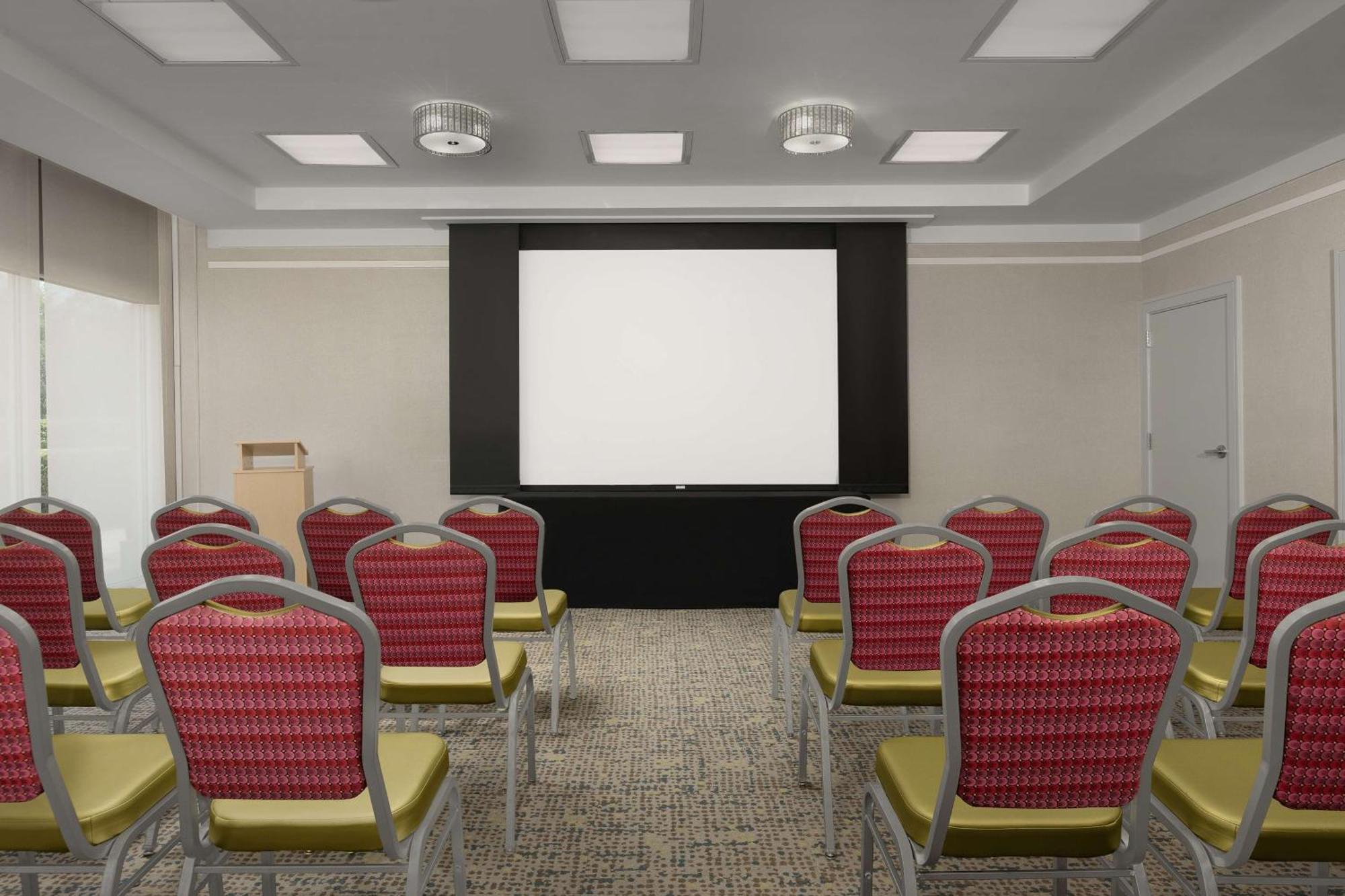 Hampton Inn&suites Orlando North Hotel 3*